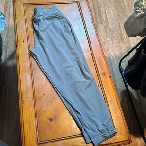 Lululemon License to Train High-Rise Pant